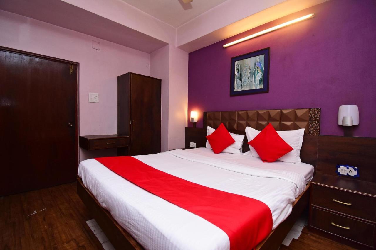 Oyo 2510 Near Camac Street Hotel Колката Екстериор снимка